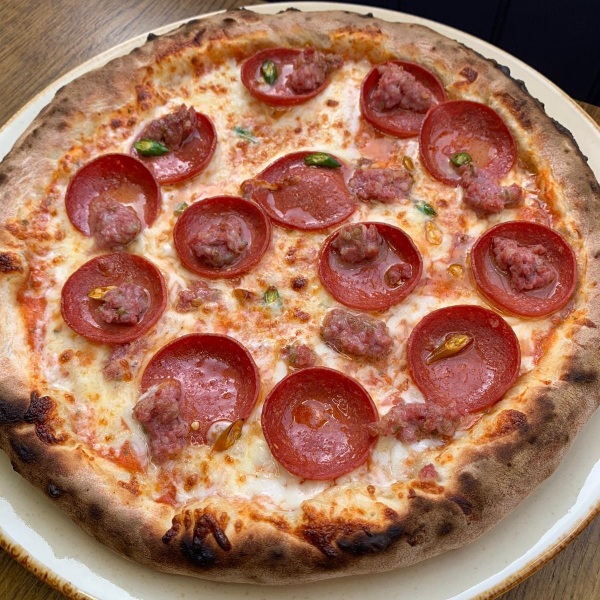 Mamma Mia Larkhall pizzas